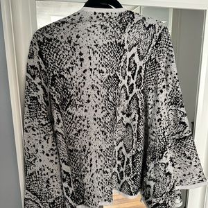 Cabi Fall 2022 - Serpent Wrap